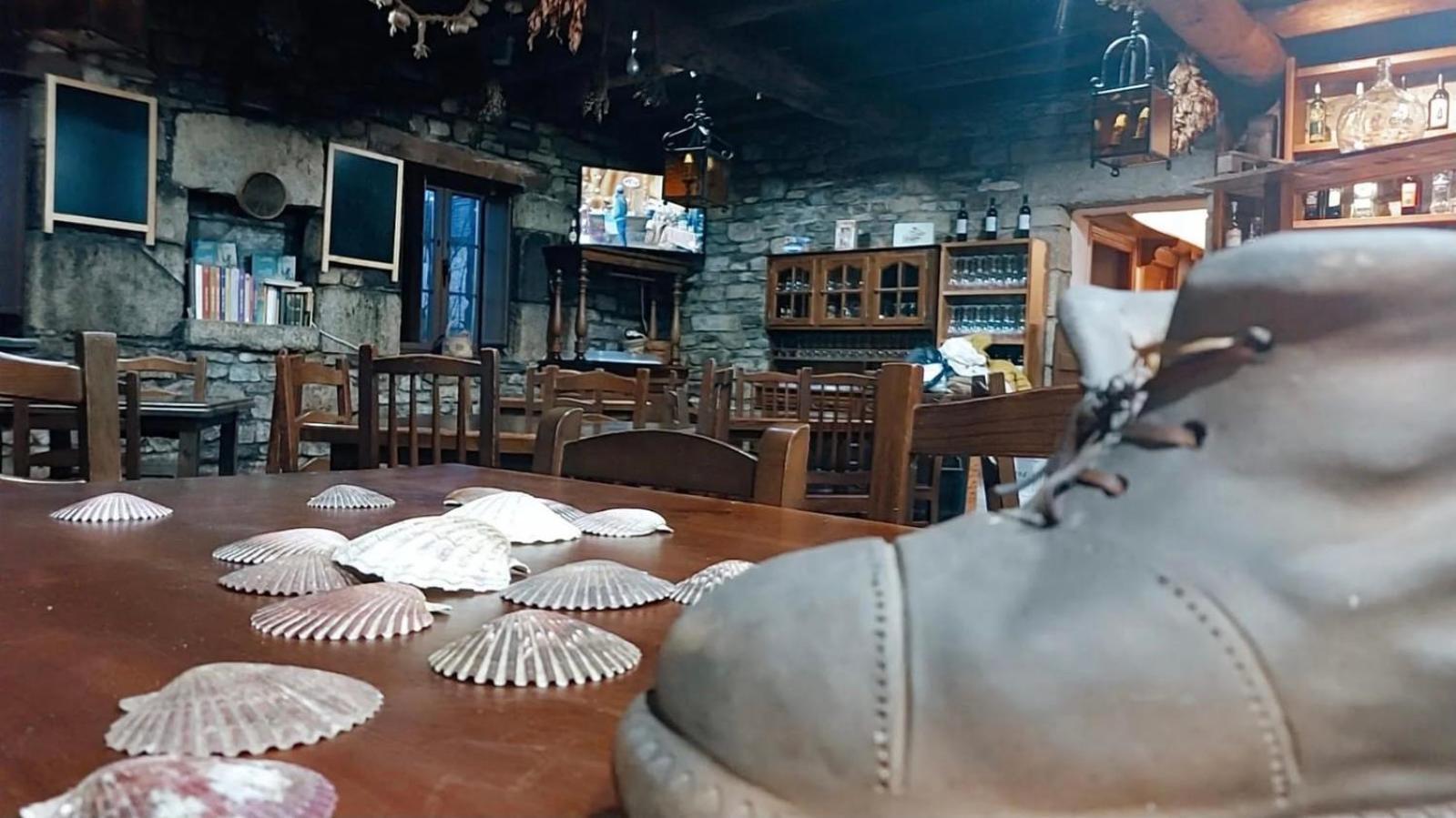 La Venta Celta Hotel O Cebrero Eksteriør billede
