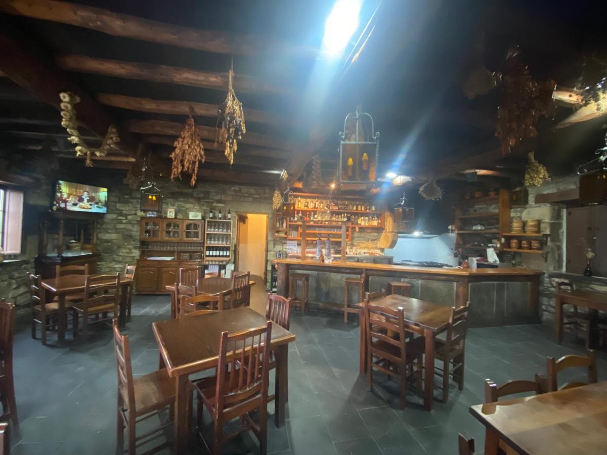 La Venta Celta Hotel O Cebrero Eksteriør billede